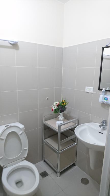Salvador @ Mezza 2 Smdc Residences Манила Экстерьер фото